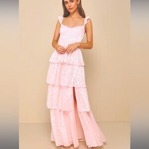 Lulus pink tiered dress